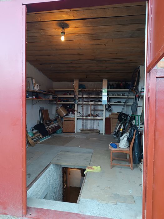 Продам гараж в м. Хмільнику