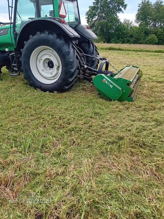 Koszenie transport ładowarka usługi rolnicze