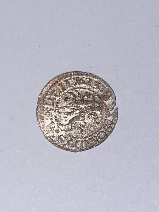 Старинні монети.