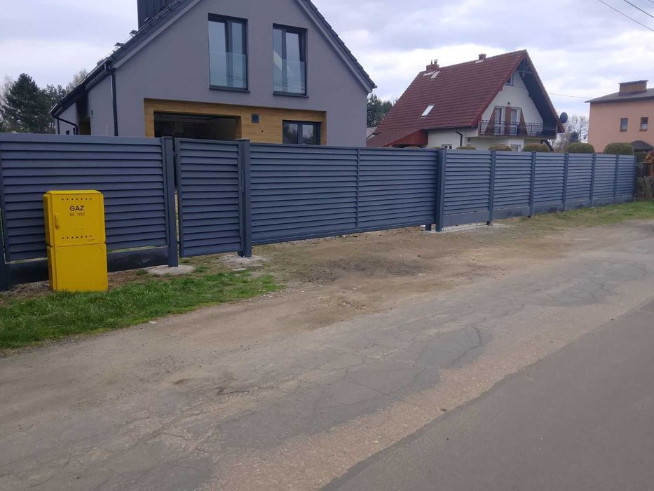 Ogrodzenie nowoczesne palisada , bramy przesuwne , dwuskrzydłowe , montaż , przęsła