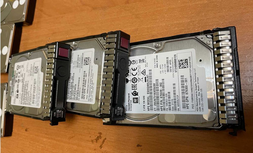 Диски SAS HDD 2.4Tb 10K HPE 2.5" HP G8 G9 G10: 9 000 грн ...