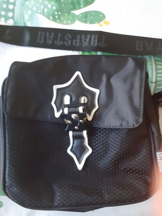 5 bolsas da Trapstar