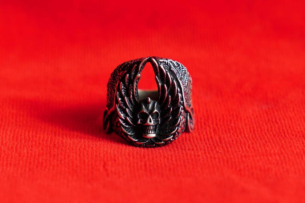 Srebrny sygnet pierścionek srebro 925_ Biker ring 'skull & wings'