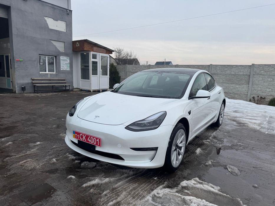 Продам Тesla model 3