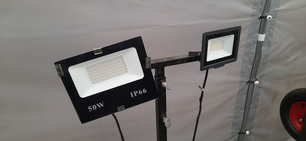 Lampa halogen 50w x2