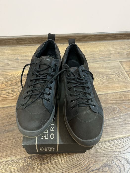 Чоловічі туфлі-кеди CATerpilar в гарному стані.