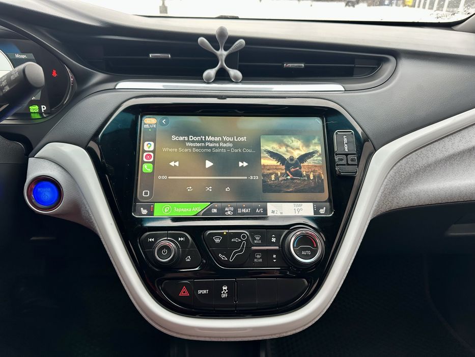 Chevrolet bolt ev 2018 premier