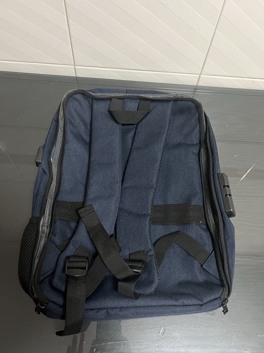 Mochila com cadeado
