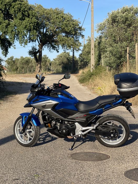 Honda Nc750x sempre de garagem
