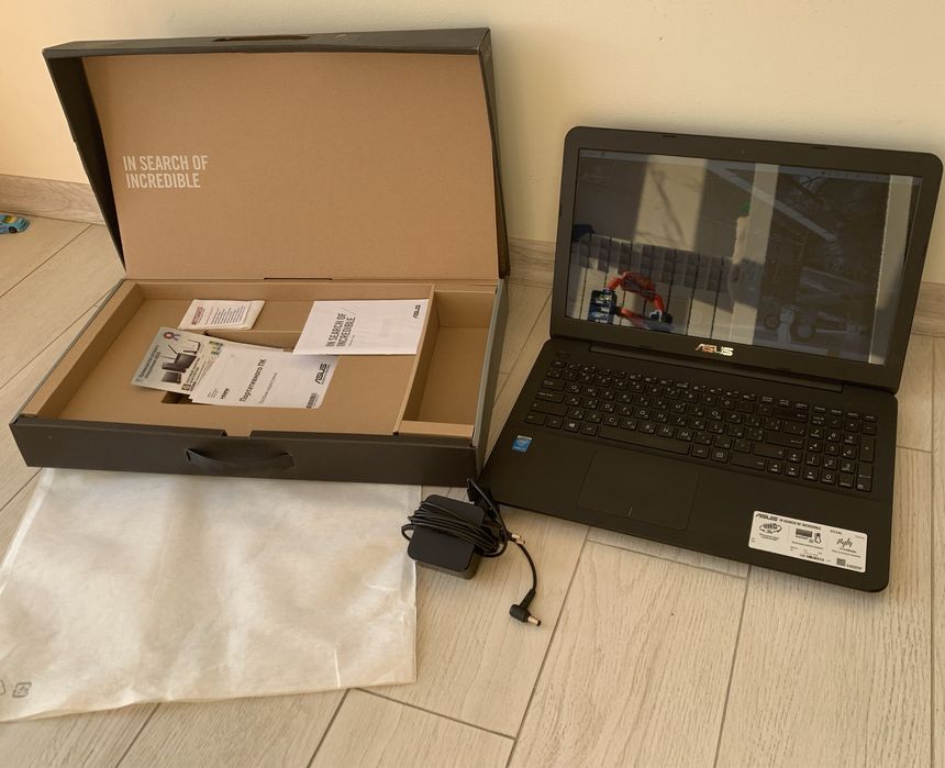 Ноутбук asus x 554l
