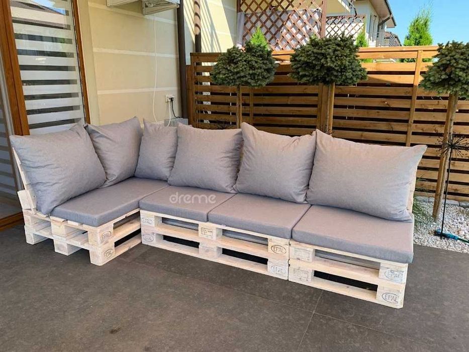 naroznik z palet taras balkon drewniany leżanka poduchy na wymiar