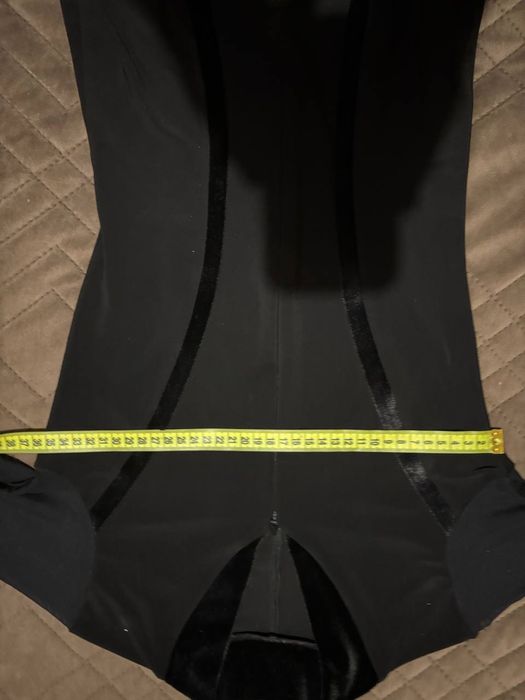 Ювенальське плаття,Бейсик