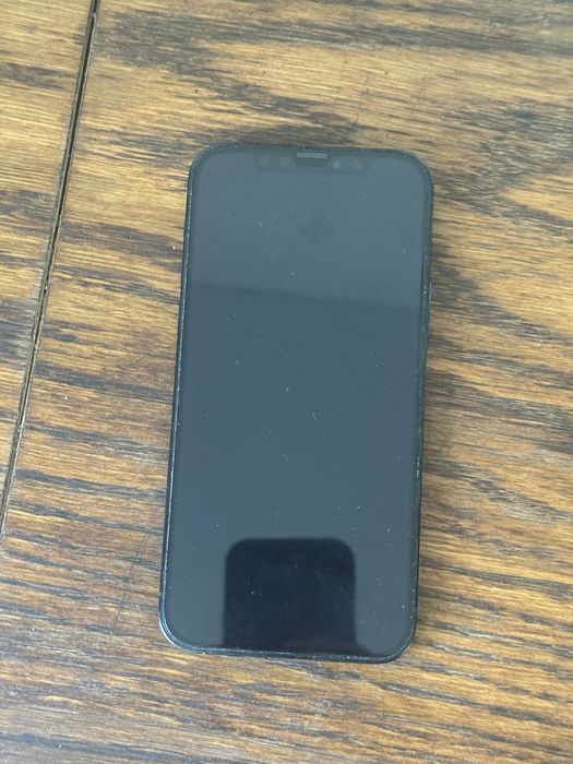 Продам Iphone 12 pro
