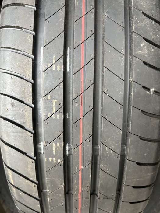 Opony letnie 215/60/17 bridgestone