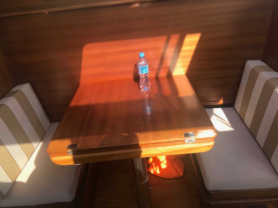 Wyjątkowy Houseboat w Klasycznym Stylu – 100 mth!