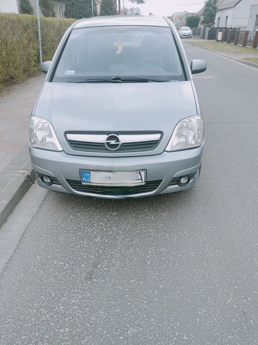 Opel Meriva syndyk sprzeda 1/2 udziału w prawie własności samochodu osobowego