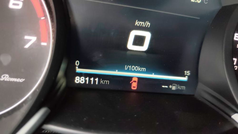 Продам машину Alfa Romeo