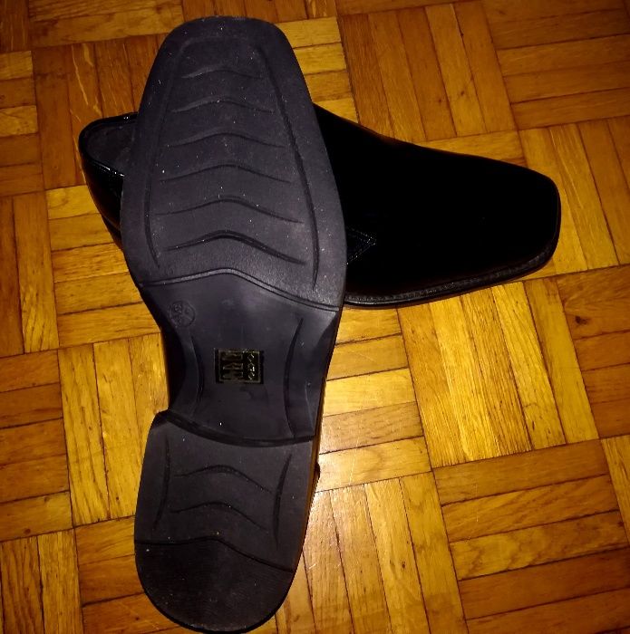 Buty męskie, mokasyny, lakierki CANADA, rozmiar 42. Polecam !!!