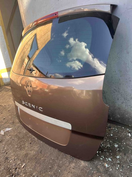 Двері ляда  капот  крило коричневий TCNB на рено гранд сценік 3