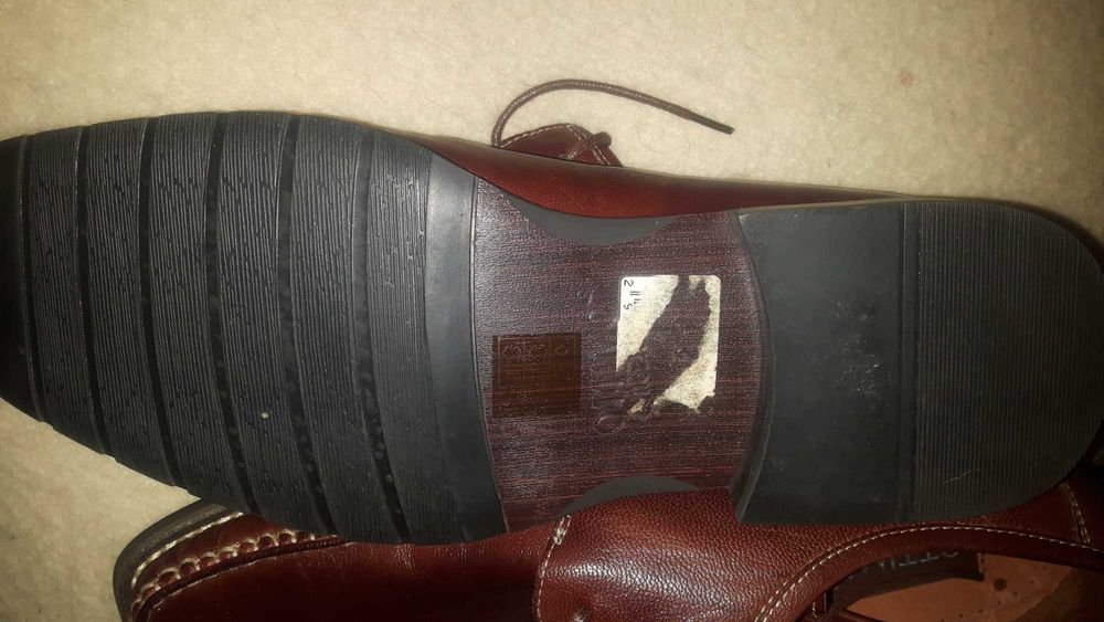 Buty męskie skórzane 43