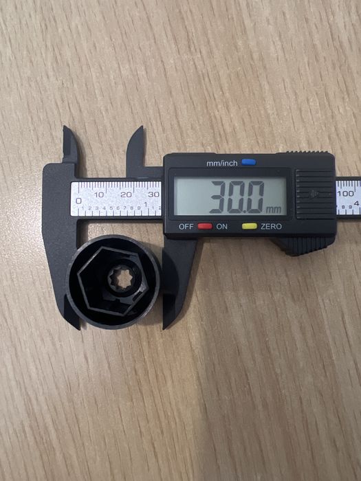 Продажа заглушек для колёсных болтов