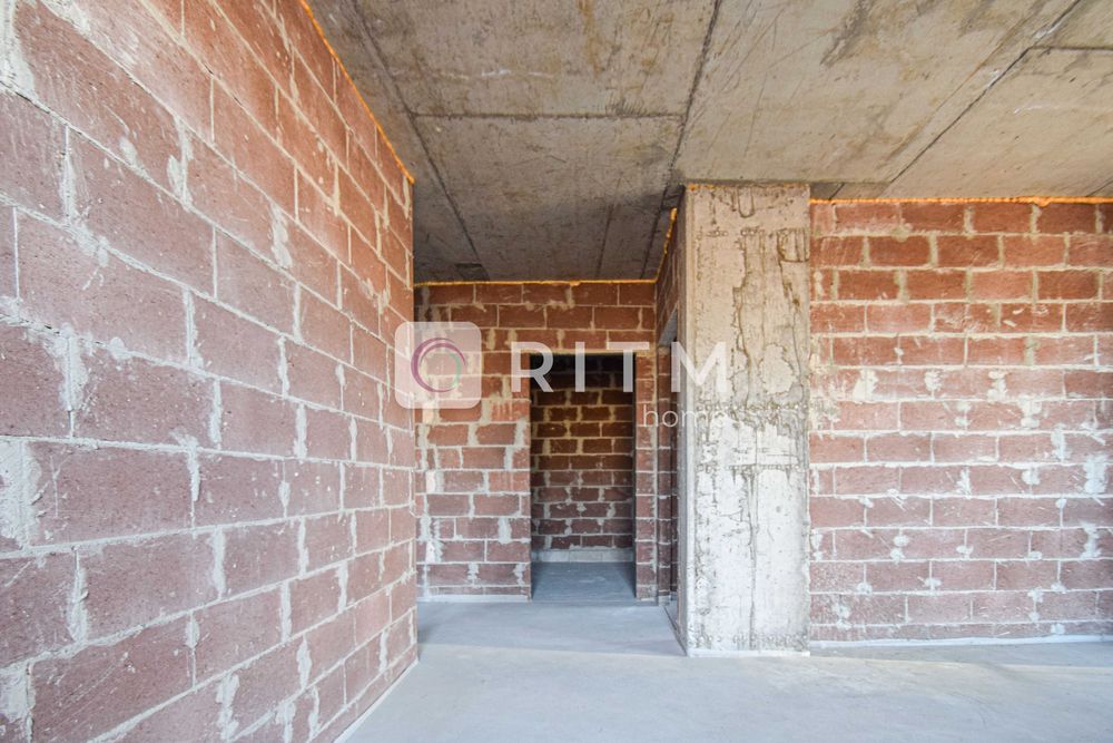 Простора 2-к квартира 64.4 м² у зданому ЖК "Варшавський Deluxe"