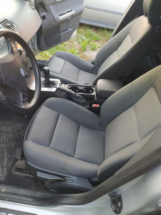 Салон Volvo V50 2007р. Дорестайл