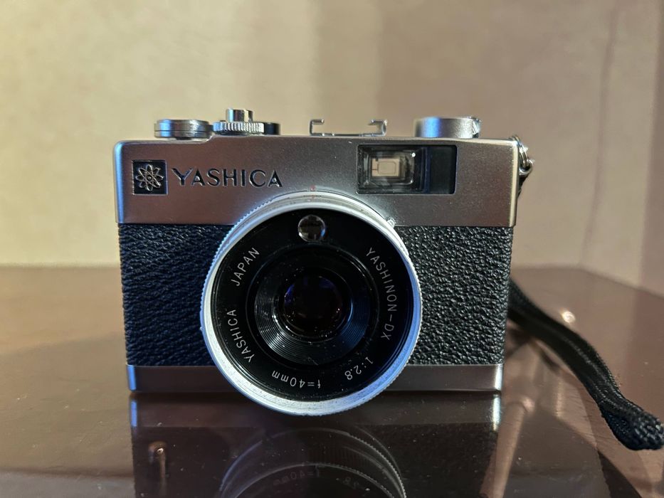 Плівкова камера Yashica Electra 35 MC (перевірена плівкою)