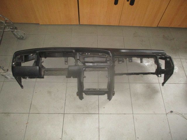 Tablier VOLKSWAGEN Golf III (1H1)