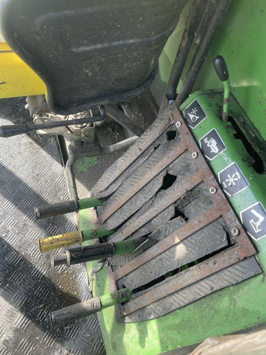 Комбайн John Deere 952