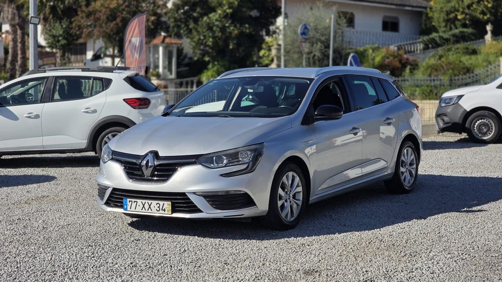 RENAULT Mégane IV Sport Tourer Diesel 1.5 Blue dCi Limited — photo 3