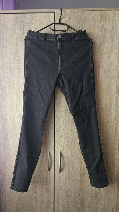 Jeansy skinny z wysokim stanem