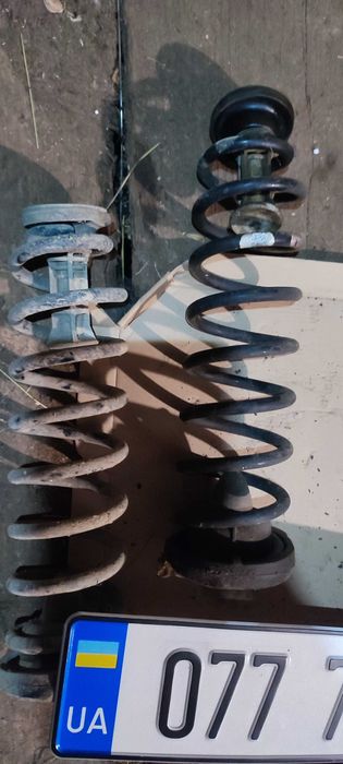 Пружини передні/задні Renault Megane 2 Scenic Laguna Qashqai пружины