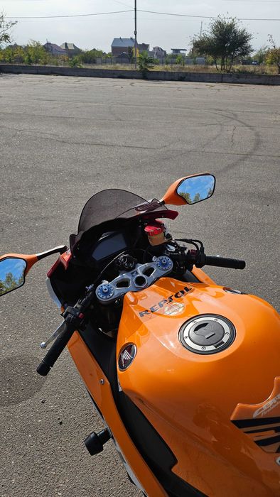 Honda cbr 1000 rr