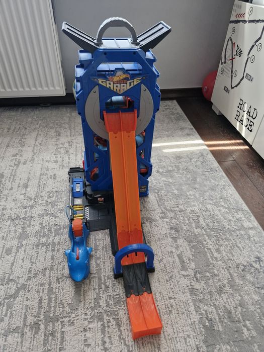 Garaż rajdowy  hot wheels city