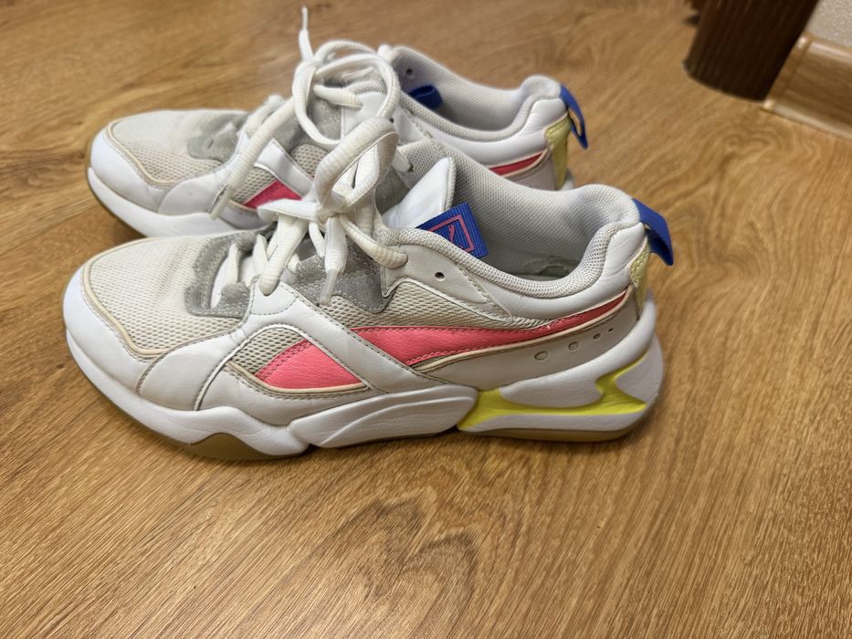 Кросівки жіночі Puma