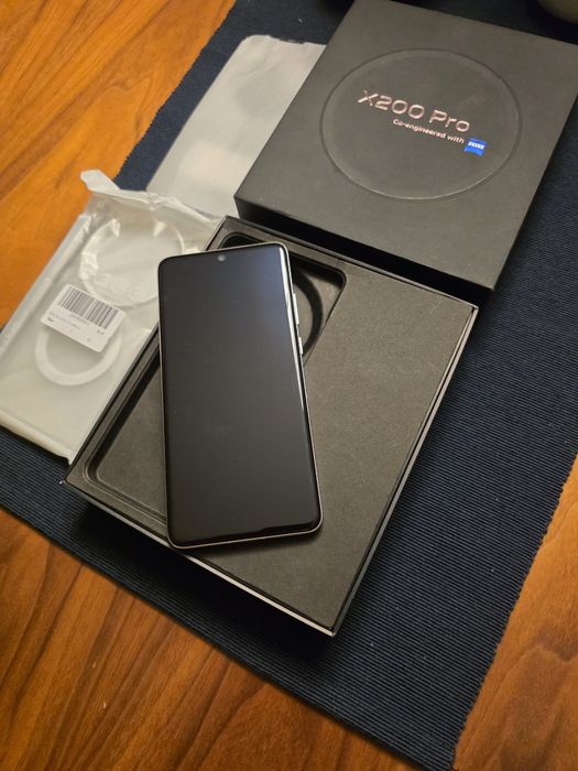 Vivo X200 Pro 16GB+16GB 512GB NOVO. Troca/retoma. Fatura, garantia, caixa, Acessórios, capas