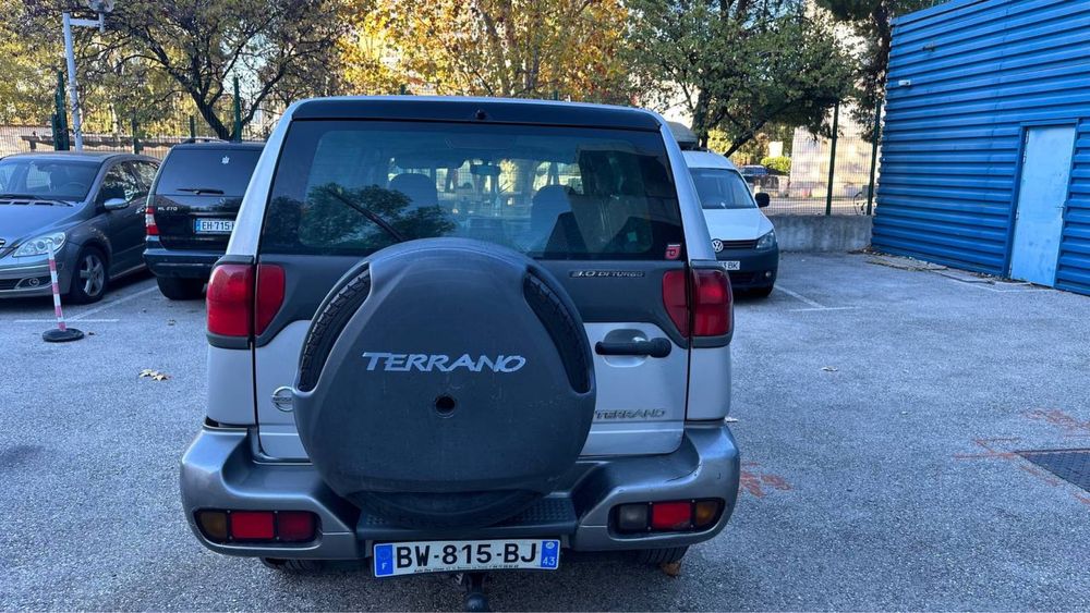 Разборка Nissan Terrano II  Ниссан Терано 2 Нисан Терано 2.7д 3.0д 2.4б