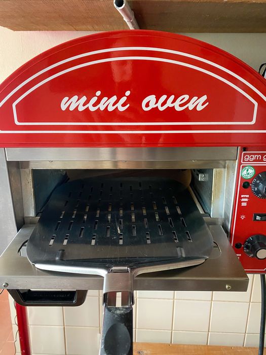 Roulote totalmente equipada - negócio pronto