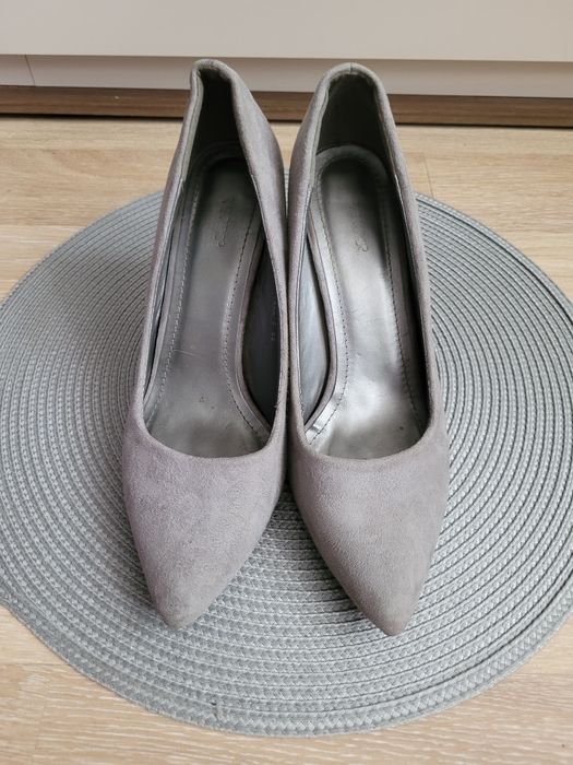 Szpilki zamsz szare Vices 38