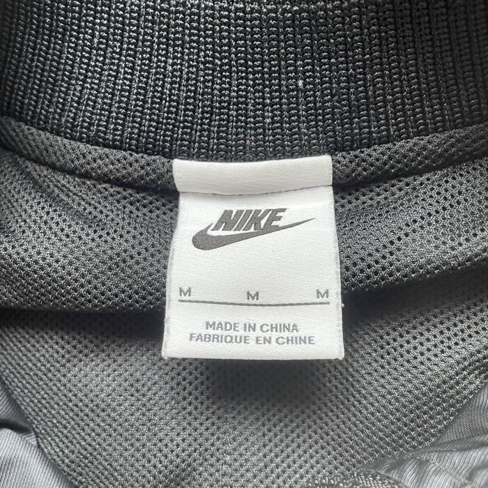вітровка nike