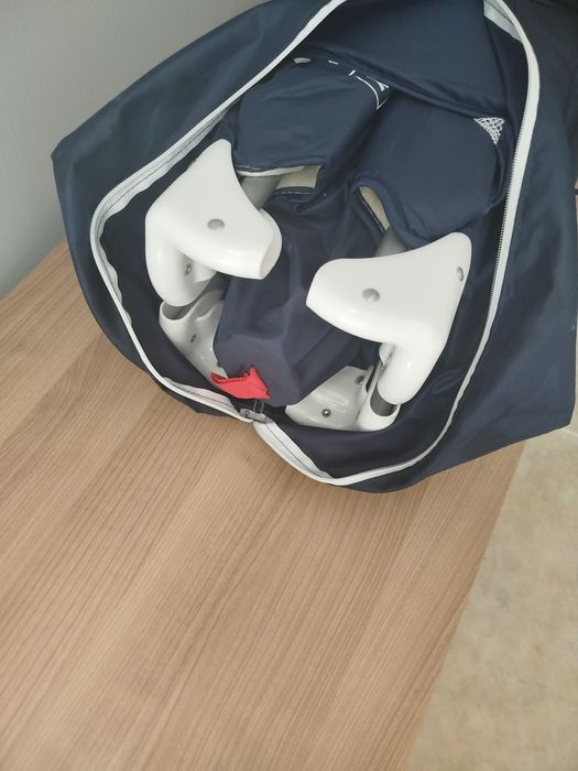 Cama de viagem e colchão