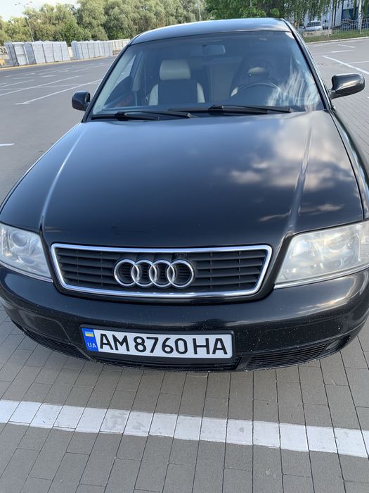 Ауди А6 С5 2000 год