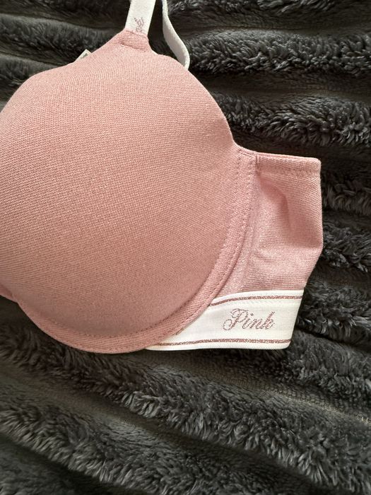 Клмплект нижнего белья victorias secret