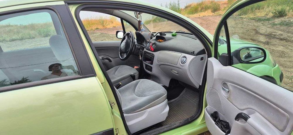 Автомобіль Citroen C3 2003