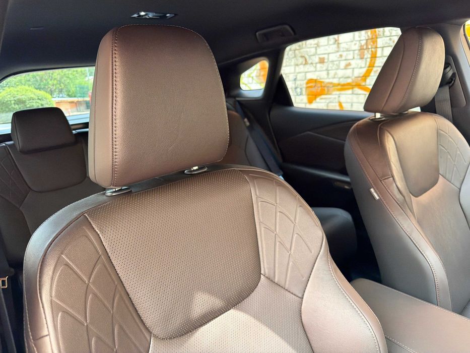 Lexus RX 2025 VIN JTJCHBJA502020626 фото оголошення 4 з 24