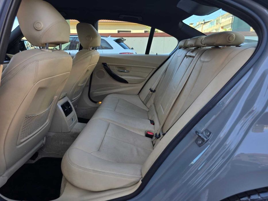 BMW 320D F30 PACK M 2.0 184CV AUTOMÁTICO (LOOK M3)