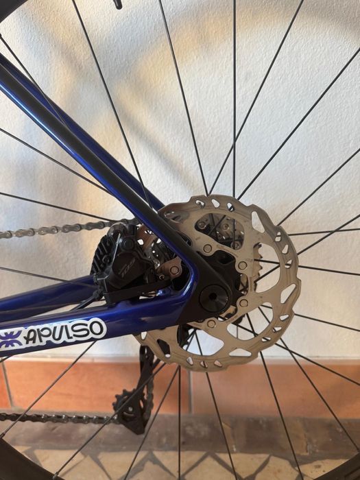Trek Madone SL5 Gen 8 Carbono Shimano 105