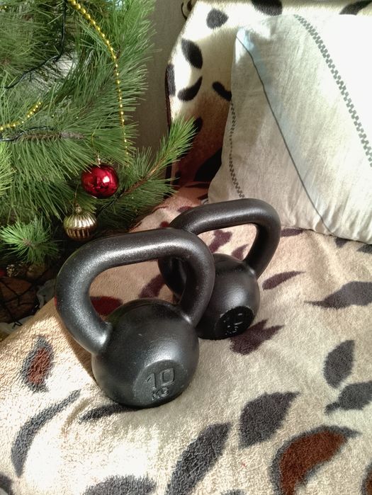 Гири по 10 килограмм