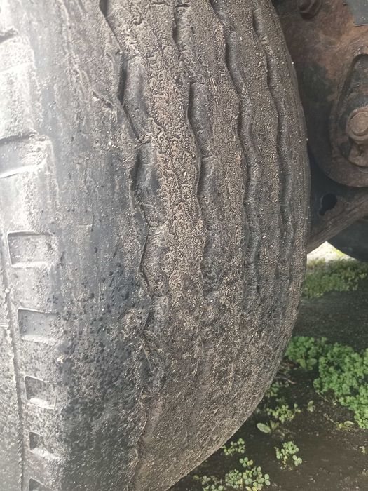 Продам напівпричіп бортовий